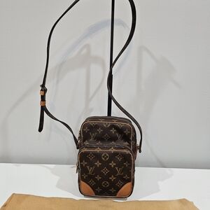 Louis Vuitton Authentic Amazone MM Monogram Crossbody With Dustbag